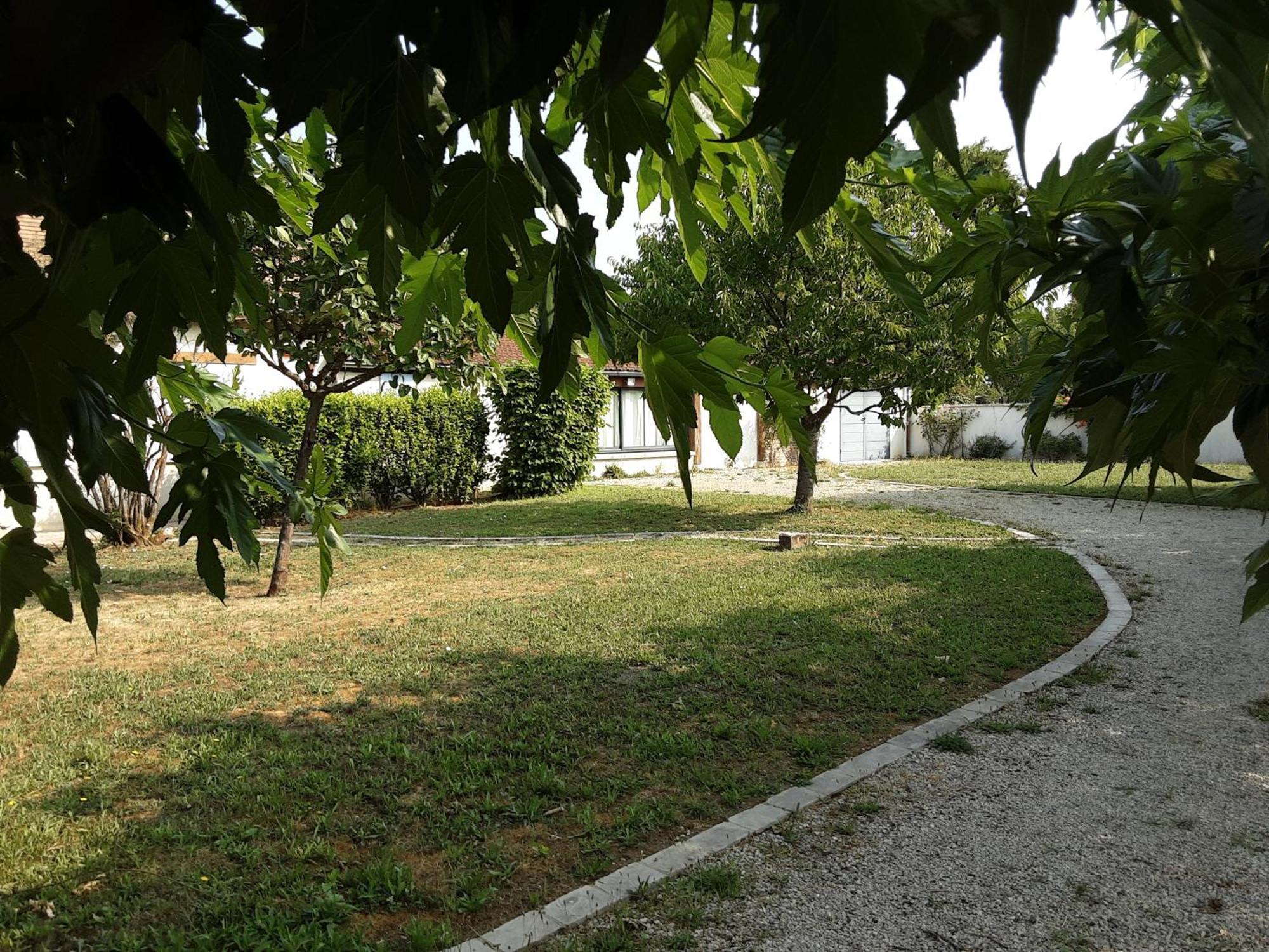 Les Annexes Villa Verdun-sur-le-Doubs ภายนอก รูปภาพ